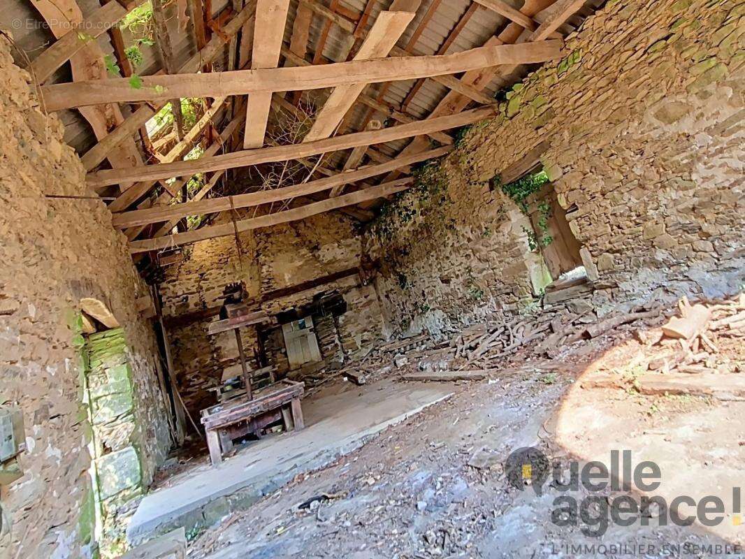 Corps de ferme en pierre à rénover – À 400 mètres de la plage - photo 11