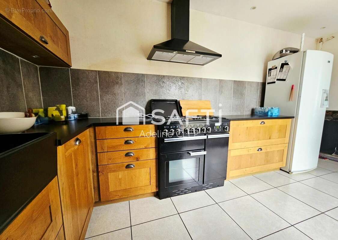 Photo 2 - Maison à LUGY