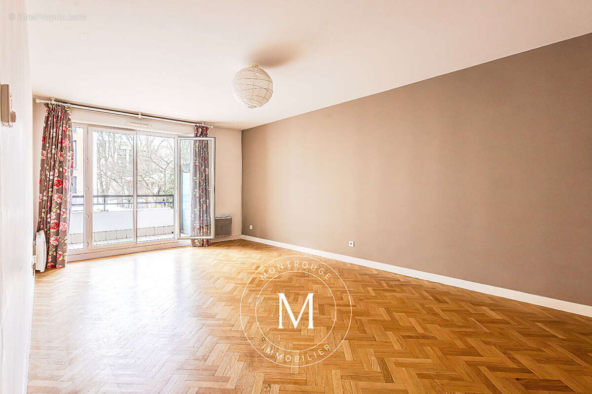 Appartement à MONTROUGE