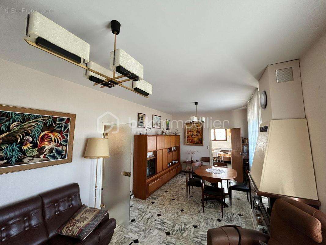 Maison à LA LANDE-DE-FRONSAC