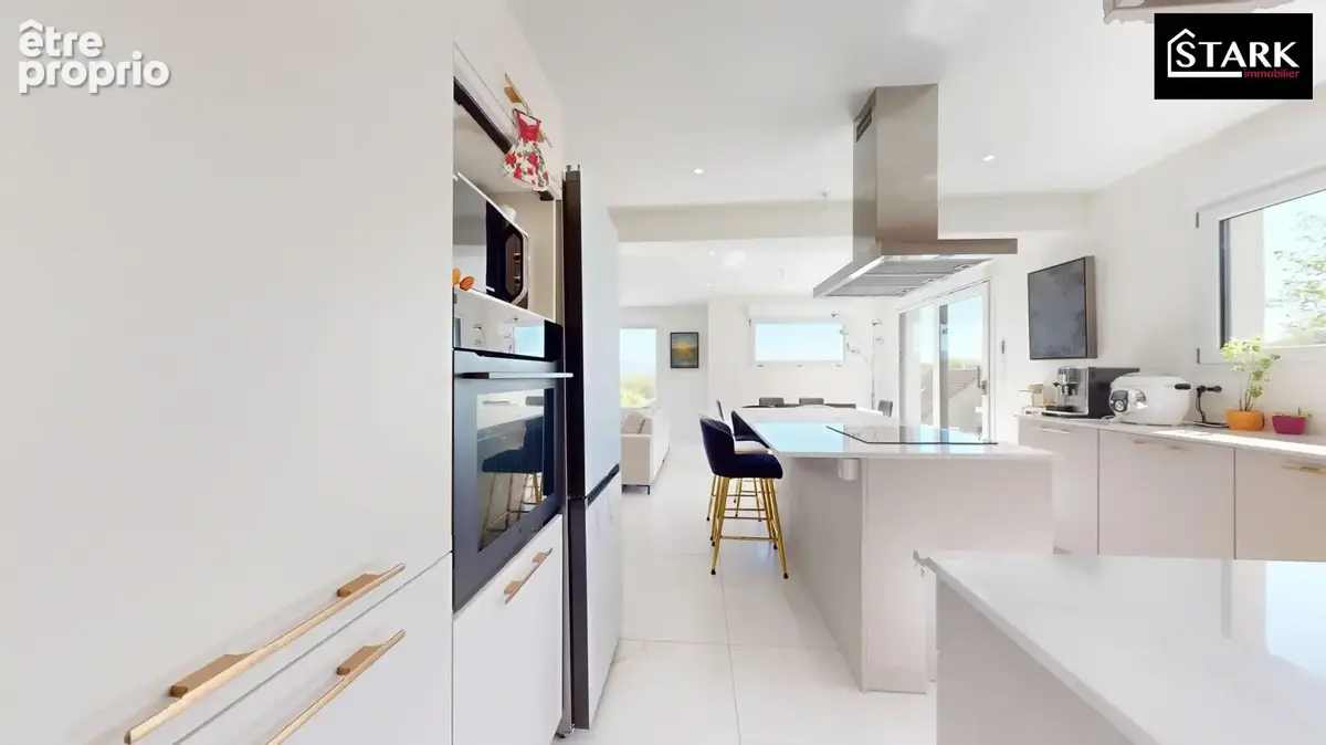 Maison 140 m² à Evette-Salbert  - photo 4