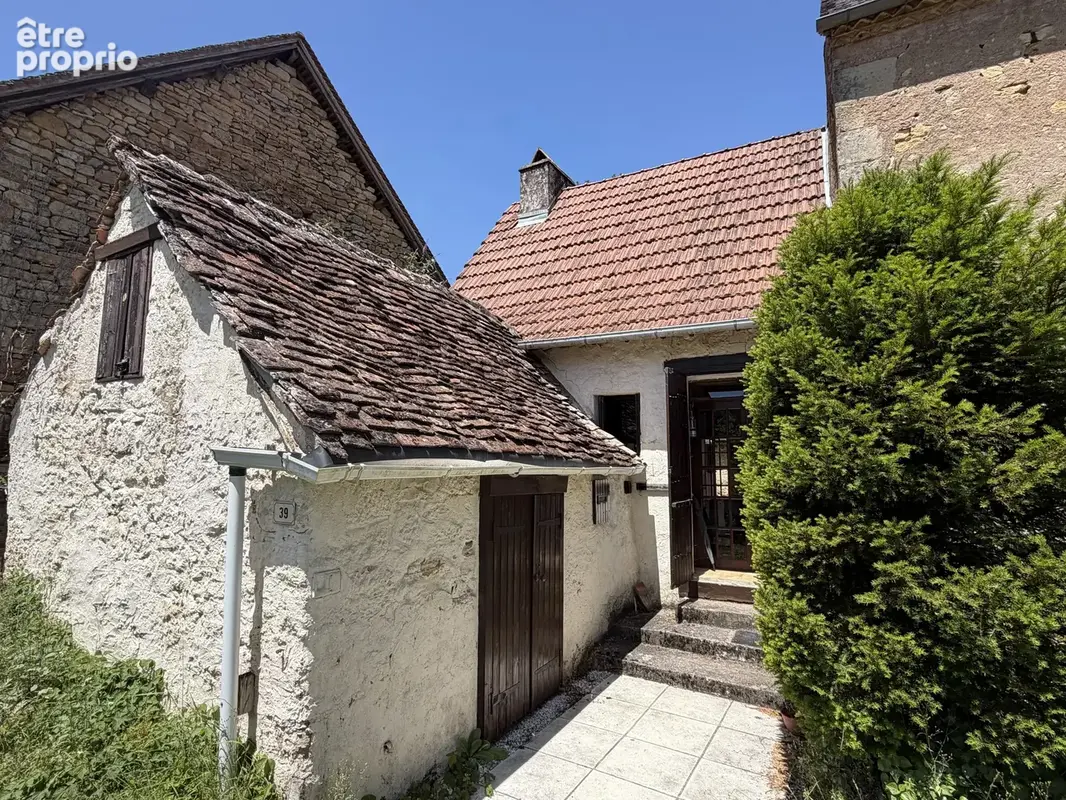 Maison à HAUTEFORT