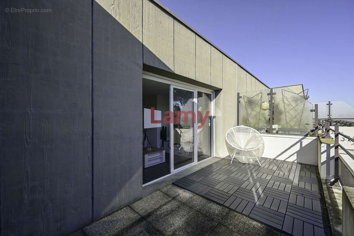 Appartement à SAINT-JEAN-DE-LA-RUELLE