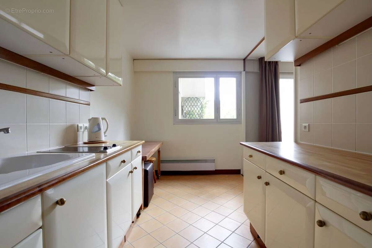 Appartement à PARIS-9E