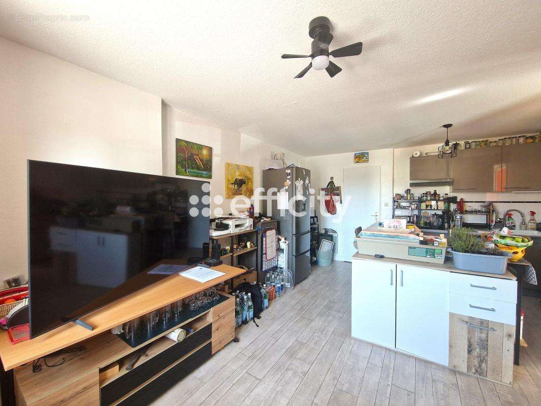 Appartement à SAINTES