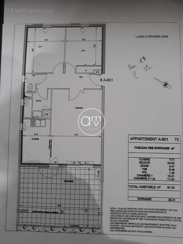 En vente à Hyères (83) : grand appartement avec terrasse - photo 12