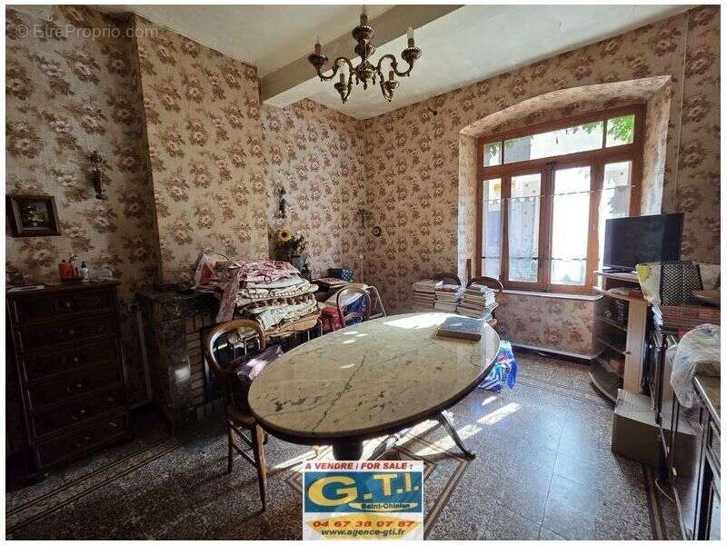 Maison à SAINT-CHINIAN