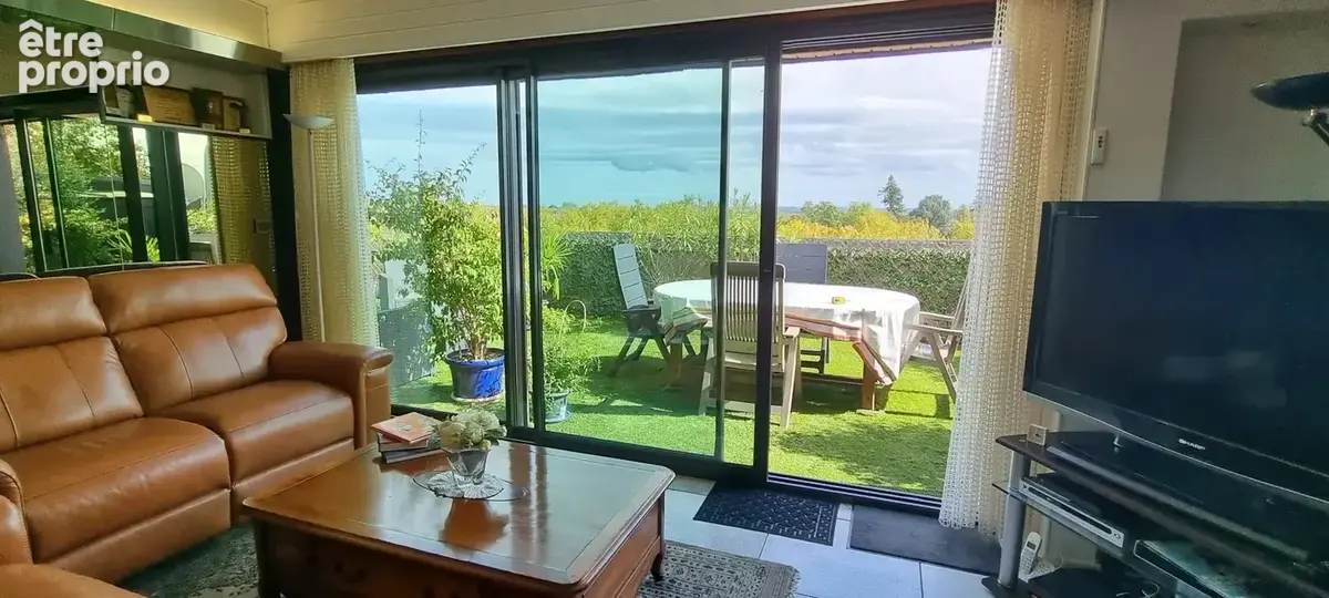UNIQUEMENT à l'AGENCE CHARBIT  : splendide appartement en Centre ville avec terrasse de 50 m² et parking - photo 4