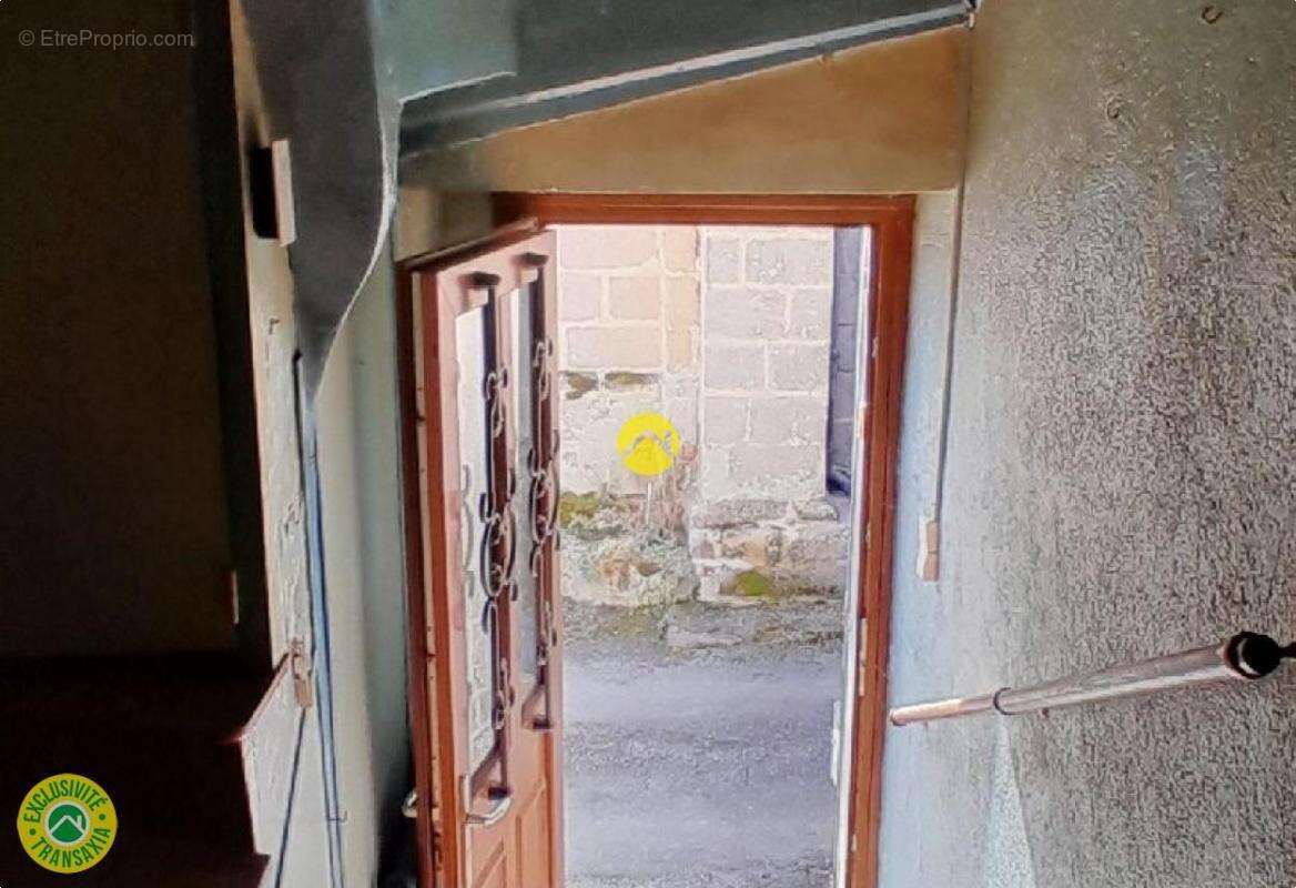 Maison à CHENERAILLES