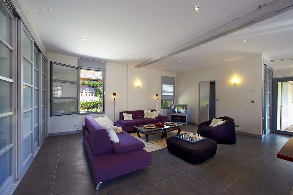 Maison à VAISON-LA-ROMAINE