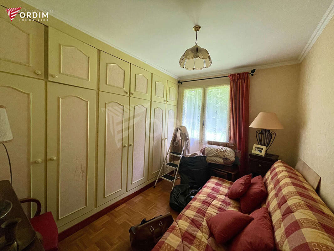Maison sur sous-sol avec grand terrain à Bléneau - photo 6