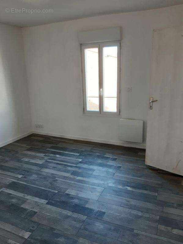Maison 140 m² à Charnat  - photo 8