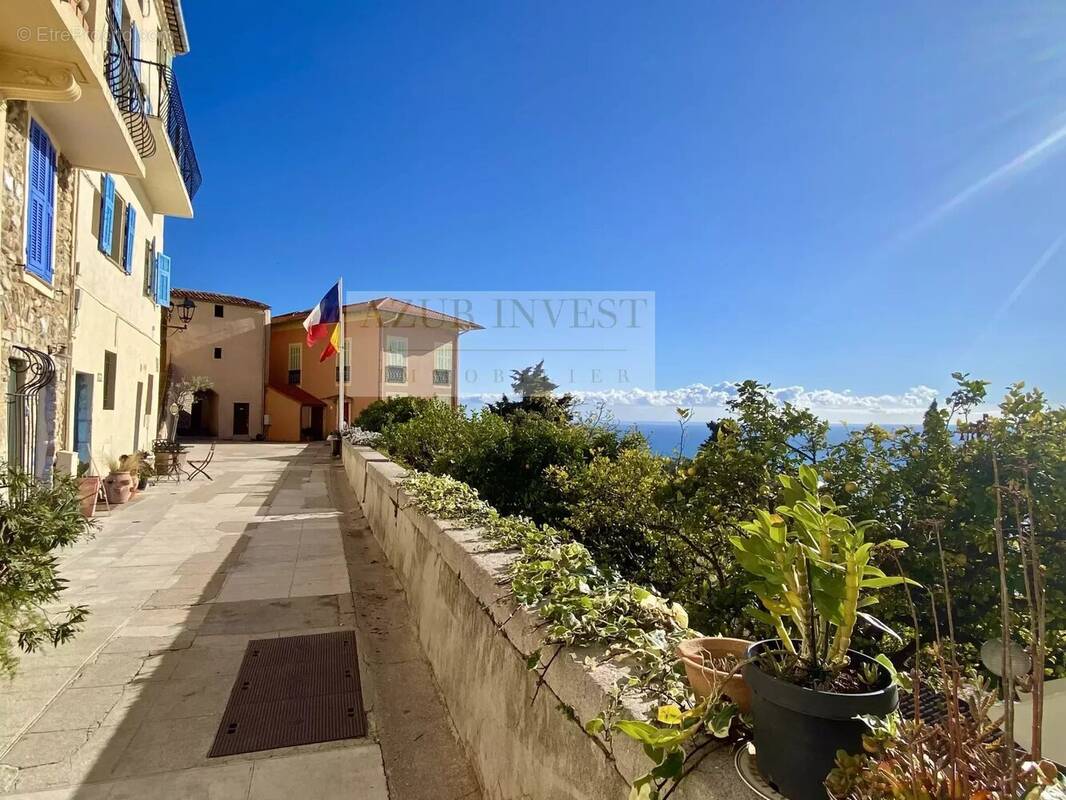 Appartement à ROQUEBRUNE-CAP-MARTIN
