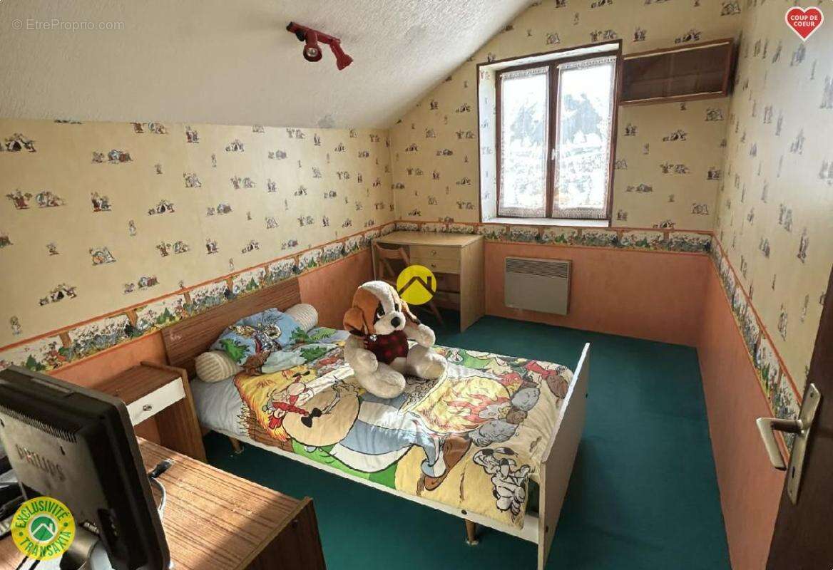 Maison à LE VEURDRE