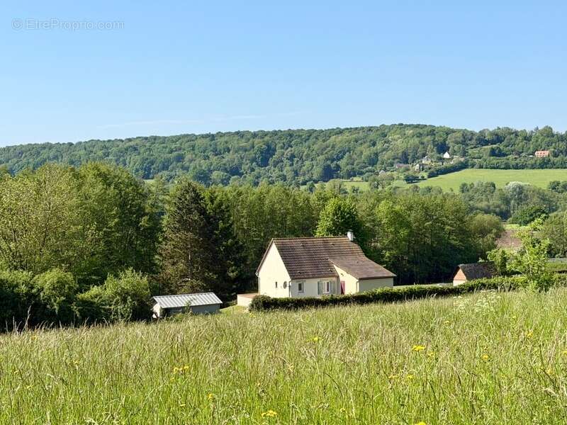 Maison à SAINT-CYR-DU-RONCERAY