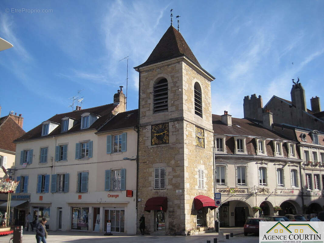 Appartement à LONS-LE-SAUNIER