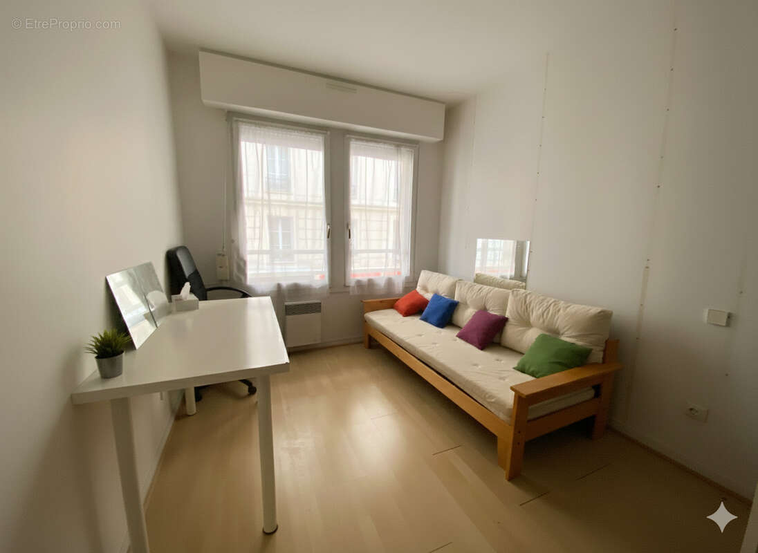 Appartement à PARIS-3E