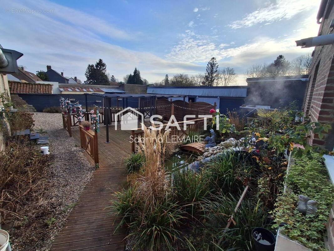 Photo 1 - Commerce à NOUVION