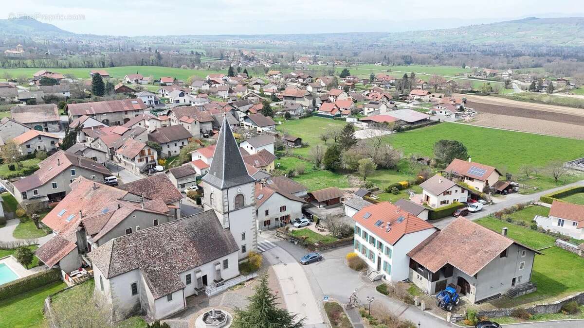 Terrain à FESSY