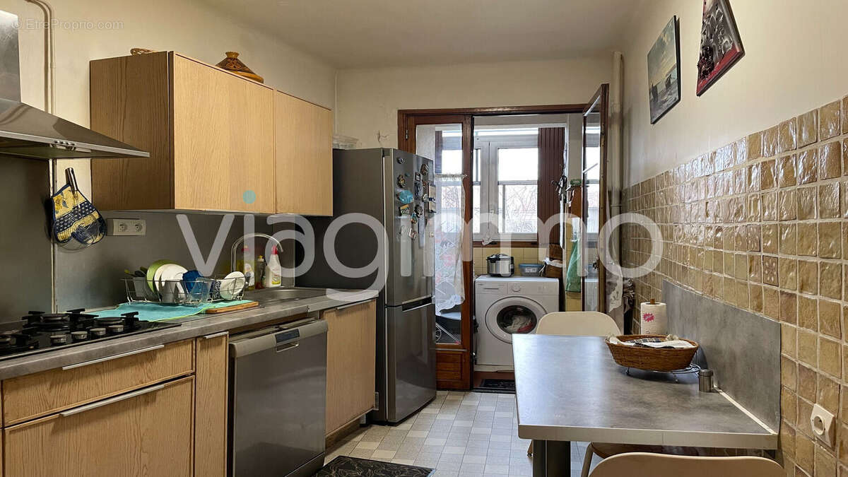 Appartement à MARSEILLE-10E