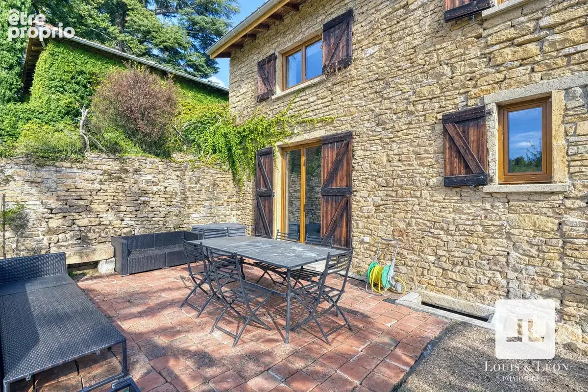 Photo Maison à Theize au prix de 435 000€