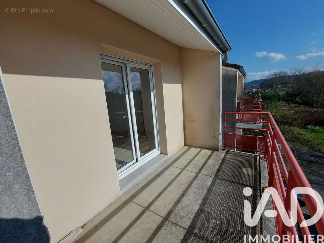 Photo 7 - Appartement à LONS-LE-SAUNIER