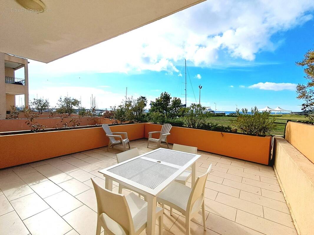 Appartement à SARI-SOLENZARA