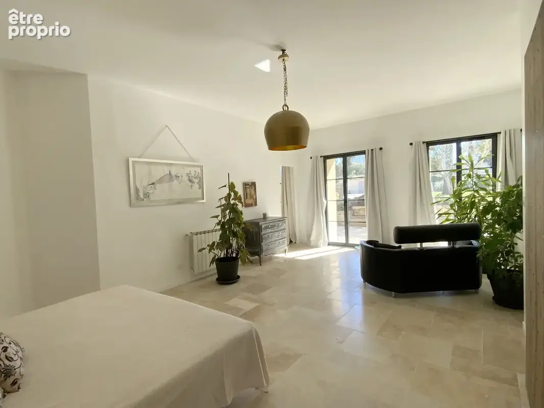 Propriété d'exception à 350 m du centre d' Uzès à pieds. - photo 10