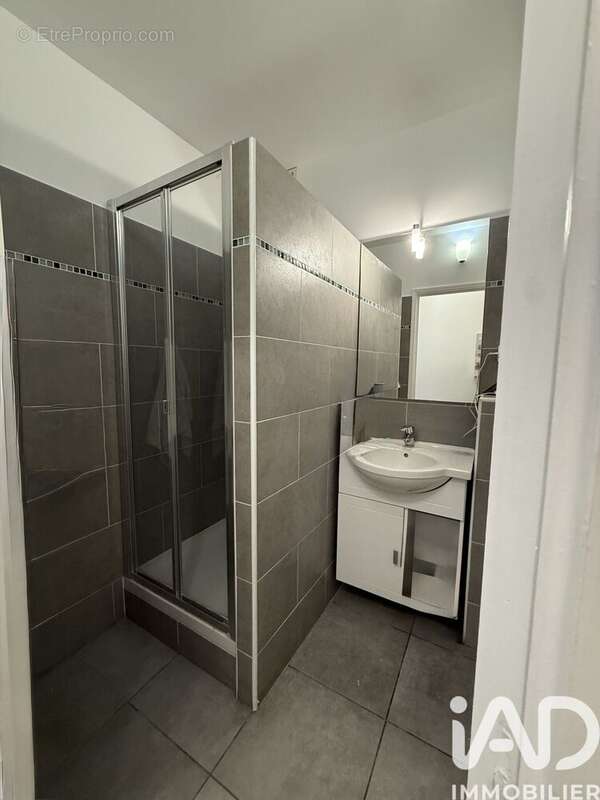 Photo 4 - Appartement à CHARENTON-LE-PONT