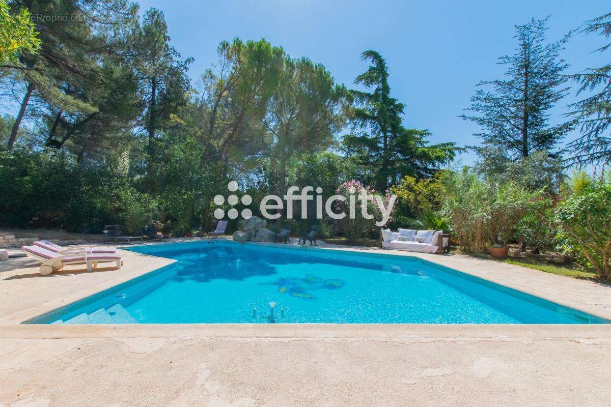 Maison à CASTELNAU-LE-LEZ