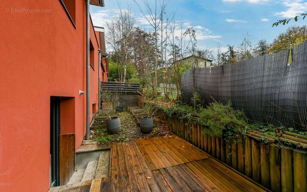 Appartement à CHARBONNIERES-LES-BAINS