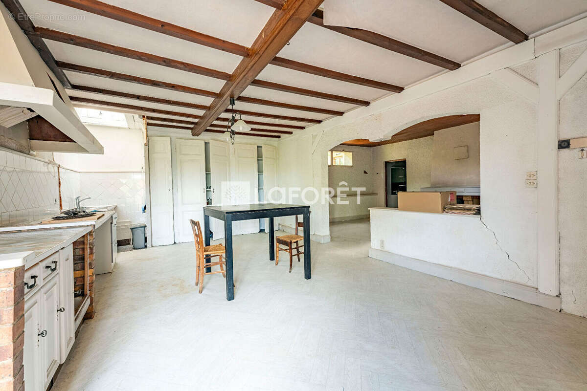 Maison Saint Germain Nuelles 8 pièces 208 m2 - photo 9