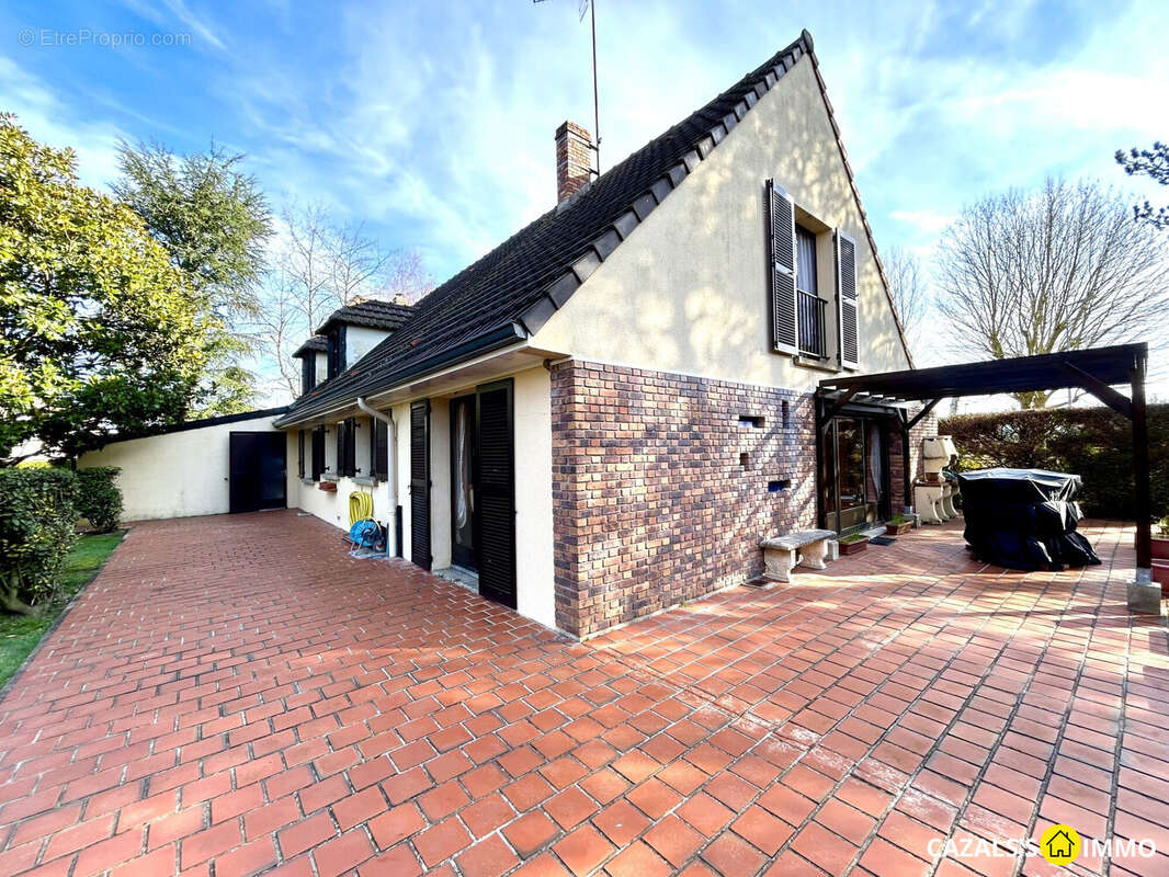 Maison à BOISSISE-LE-ROI