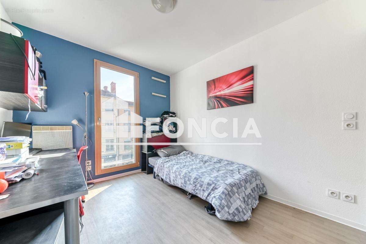 Appartement à LYON-9E