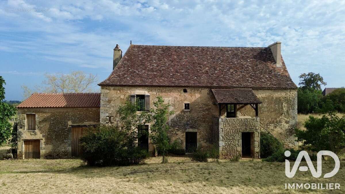 Maison 160 m² à Pressignac-Vicq  - photo 2