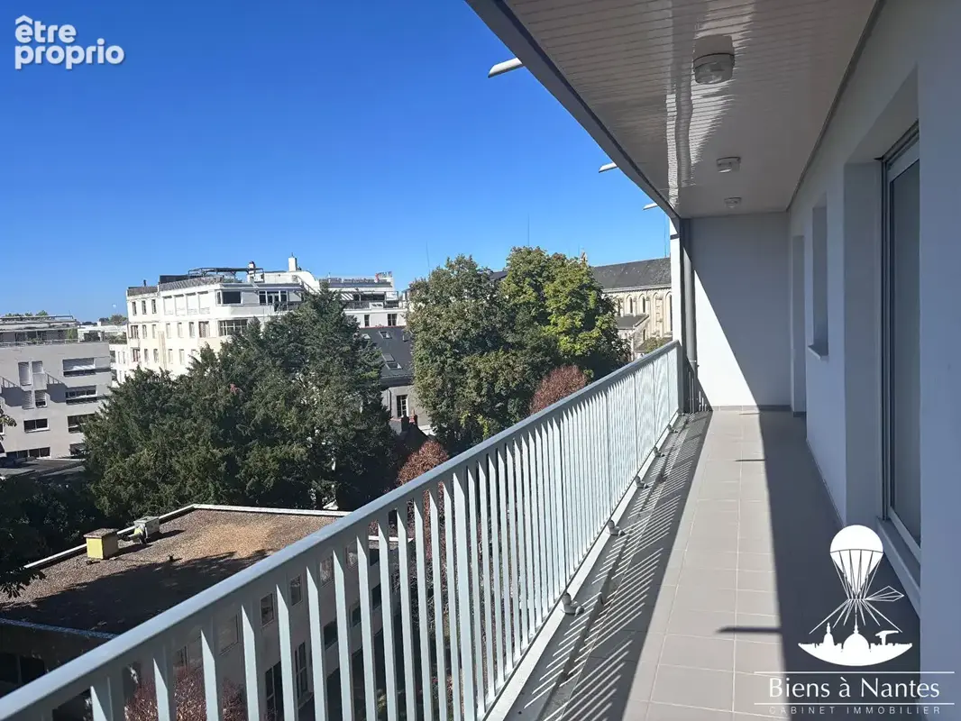 Nantes Appartement T5 guist'hau, ascenseur, parking et cave - photo 2