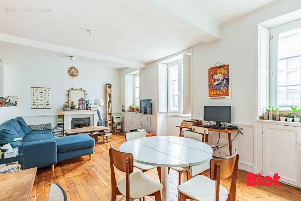 Appartement à NANTES