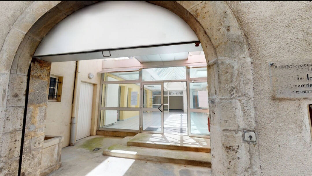 Appartement à POLIGNY