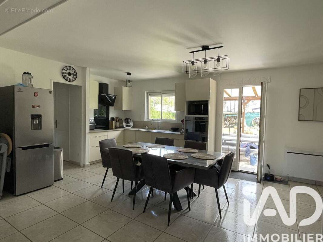 Photo 3 - Maison à VALENCE-EN-BRIE