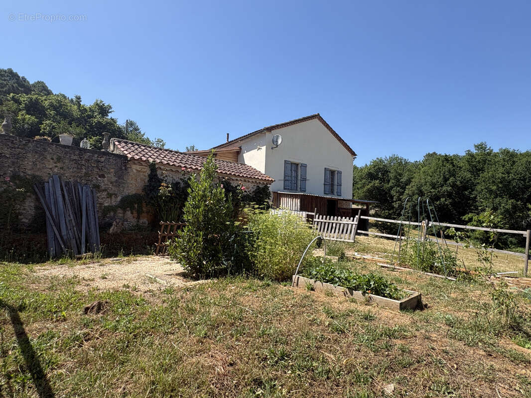 Magnifique corps de ferme en pierre avec vue imprenable   Lot (46) - photo 4