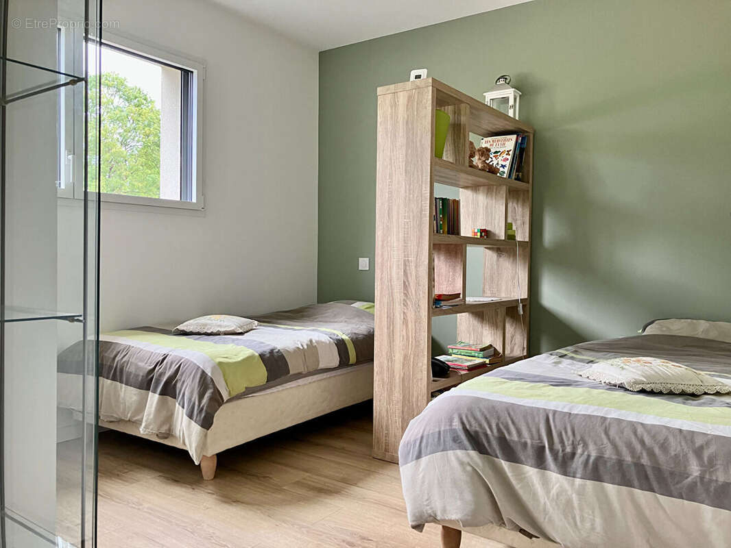 Maison Nieul Le Dolent 7 pièce(s) 140 m² - photo 9
