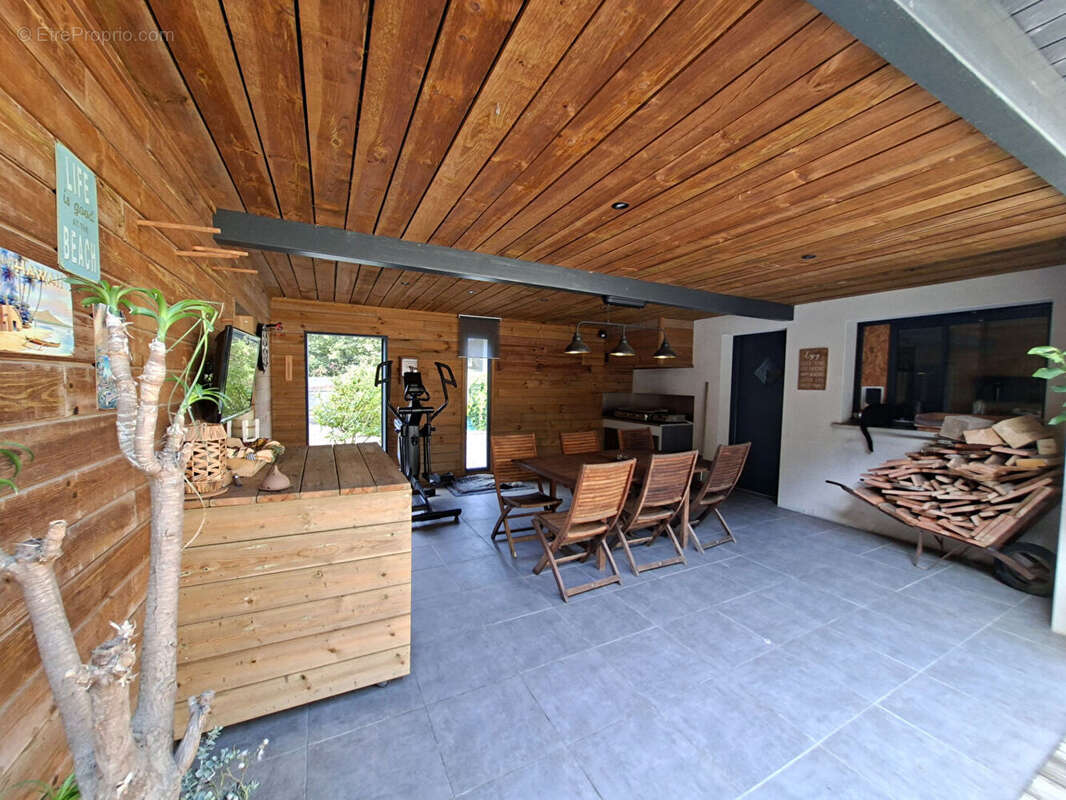 Maison à MOLIETS-ET-MAA