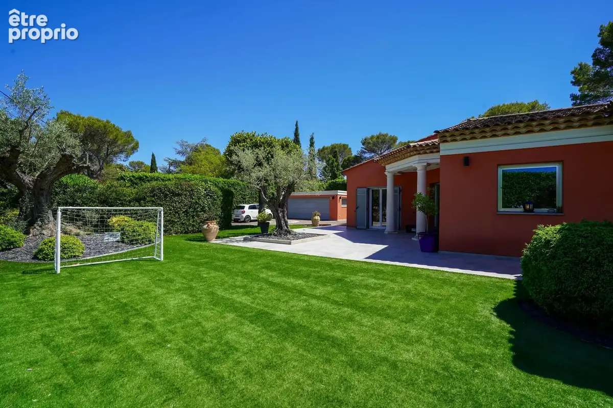 Mougins  Villa  d'exception de plain-pied  Piscine chauffée, jacuzzi & studio indépendant  10 min Cannes - photo 22