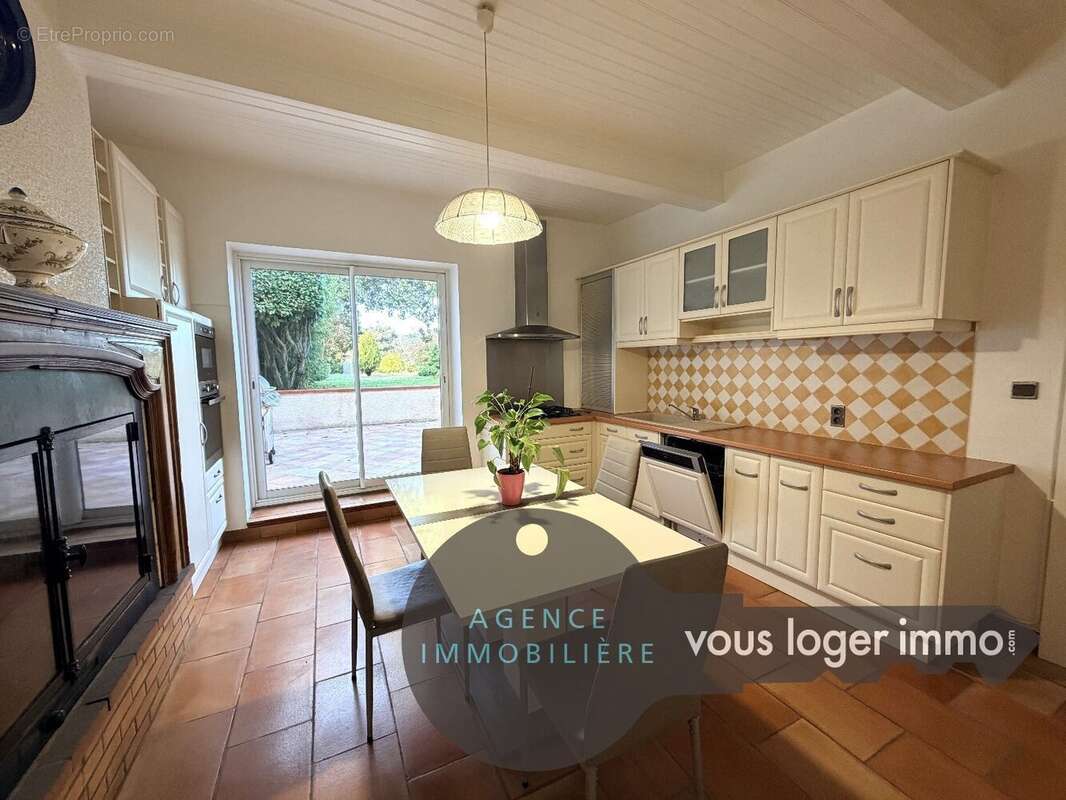 Maison à MONTESQUIEU-VOLVESTRE