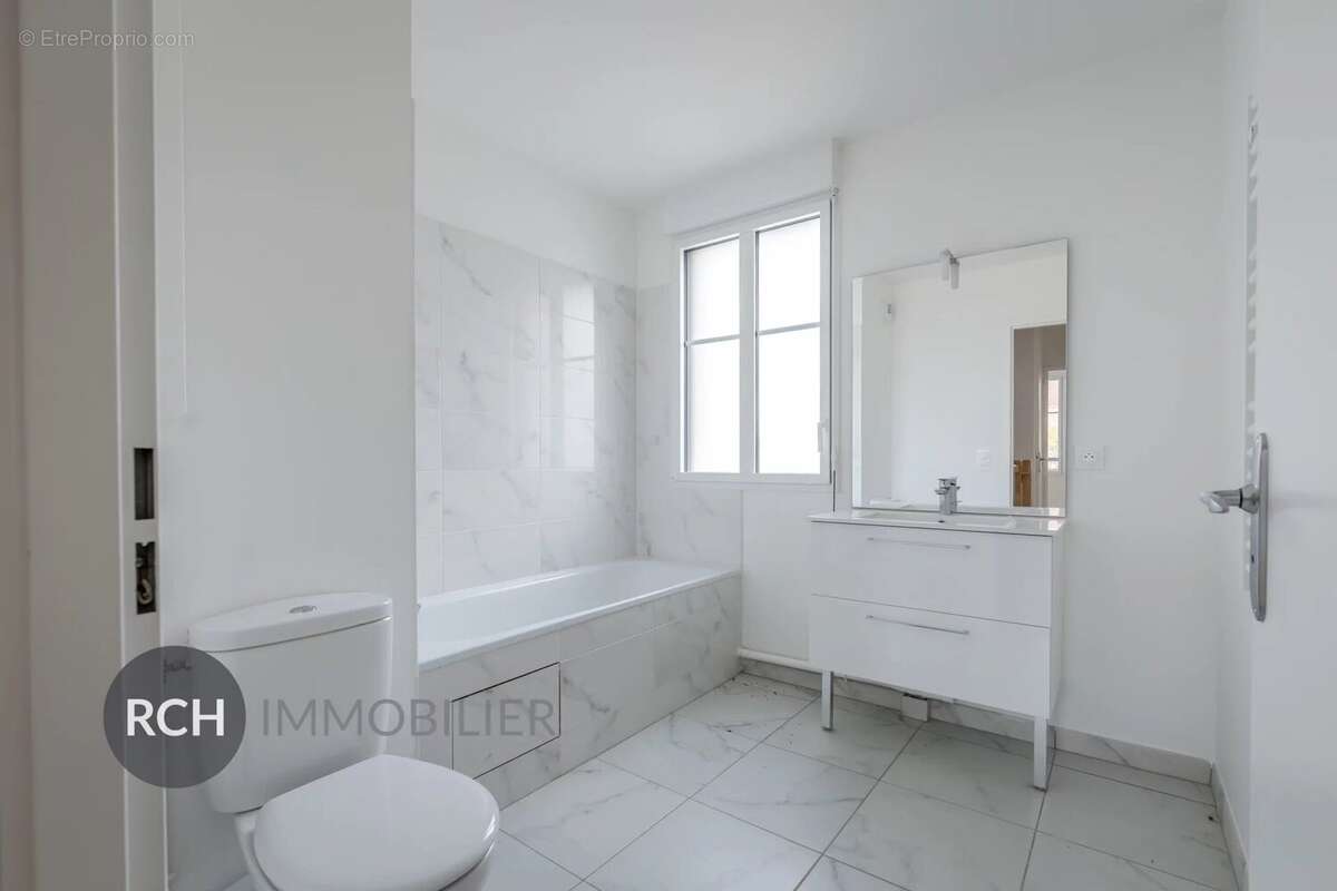 Maison à MONTFORT-L'AMAURY