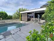 Maison à COLLONGES-SOUS-SALEVE