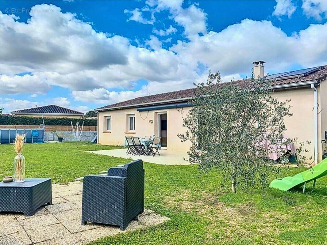 Maison à LA VILLE-DIEU-DU-TEMPLE