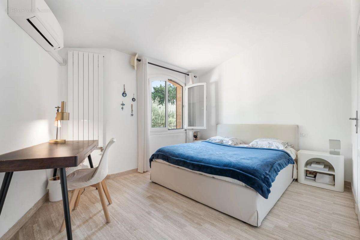 Maison à CANNES