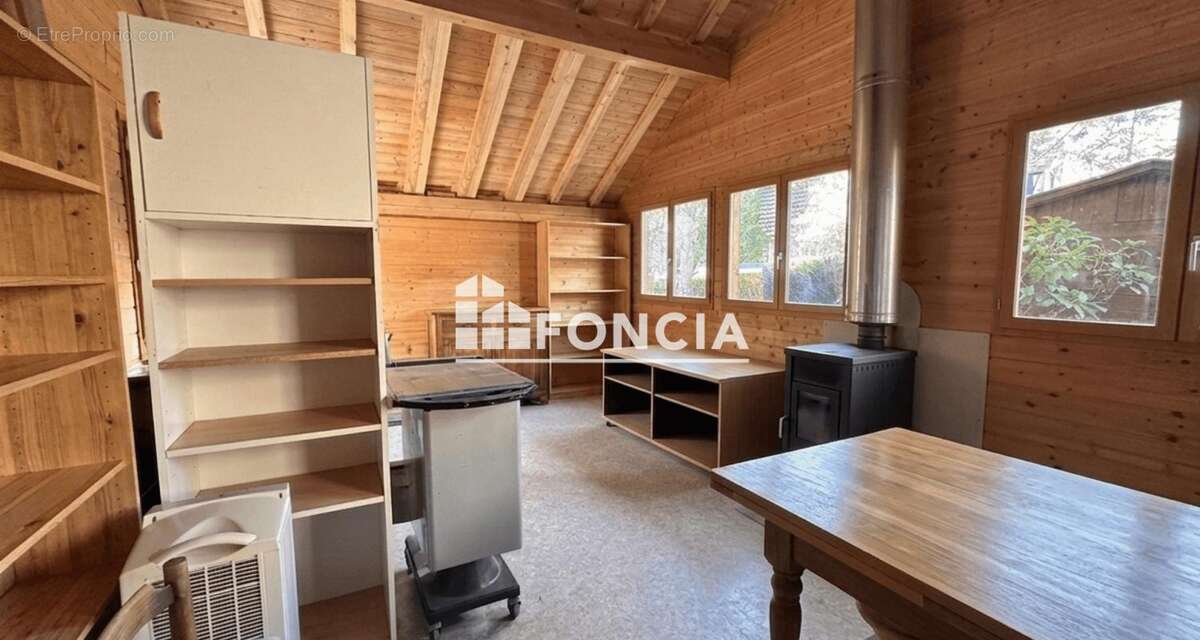 Propriété ensemble de 2 maisons  dont une annexe indépendante Chalet LAMBERSENS  -à moins de 10 mn du Lac d'Annecy 11 Pièces •   - photo 13