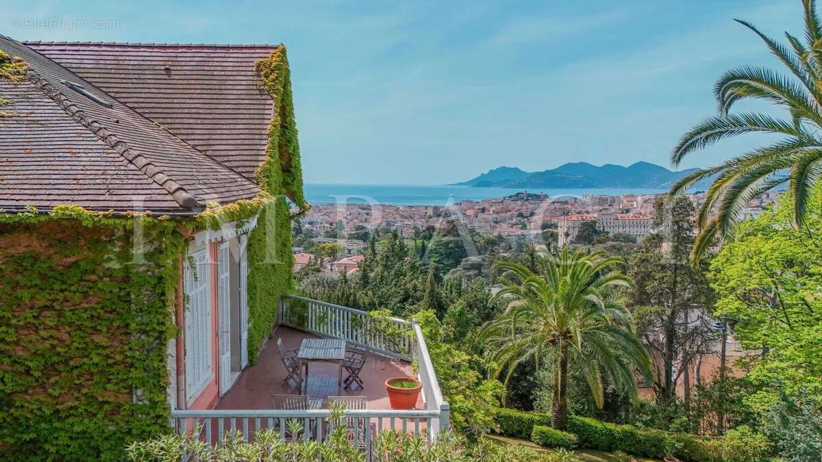 Maison à CANNES